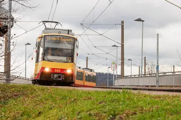 Eine Stadtbahn der Linie S5