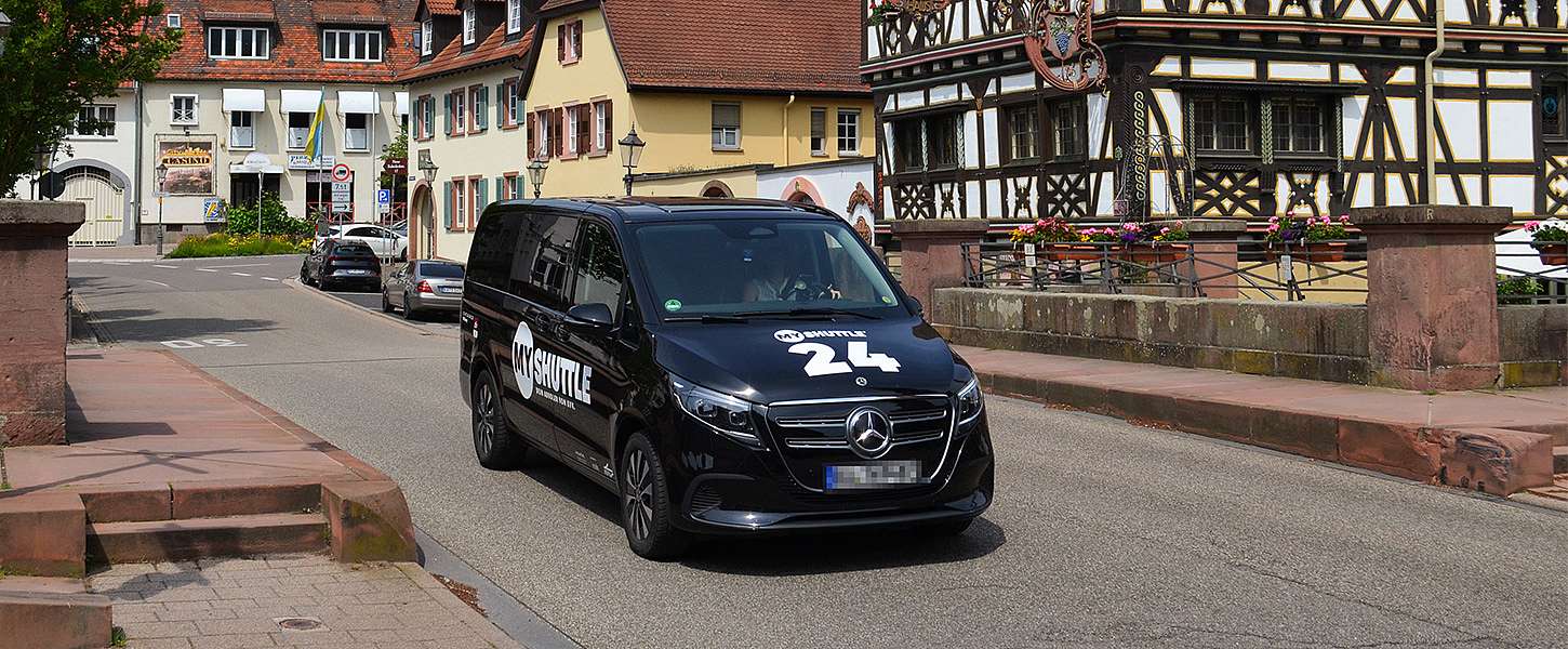 Hardt Ost Das KVV.MyShuttle fährt durch Hardt Ost.