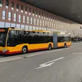 Ein KVV-Bus vor der Messe Karlsruhe.