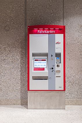 Fahrkartenautomat im Karlsruher Stadtbahntunnel