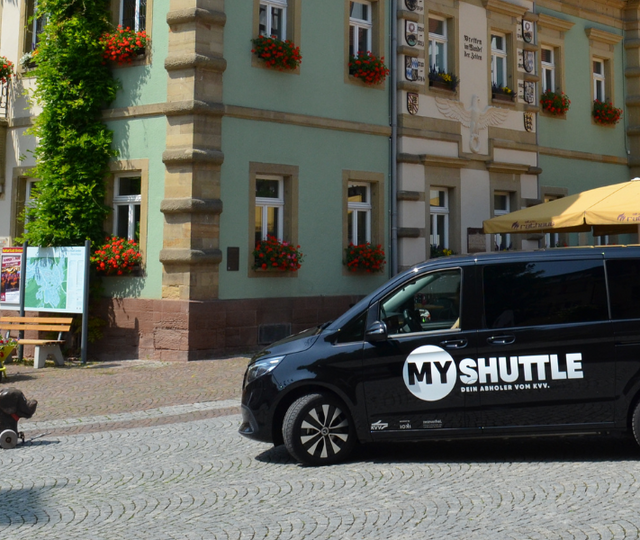 MyShuttle-Fahrzeug in Betten und Gondelsheim.