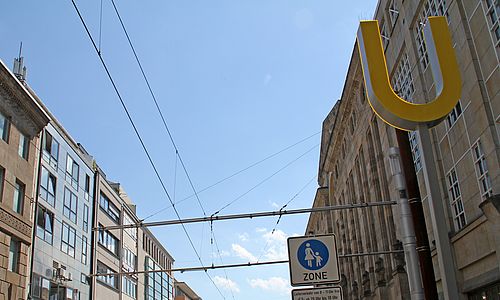 Verkehrsbetriebe Karlsruhe bauen Oberleitung in der Kaiserstraße zurück
